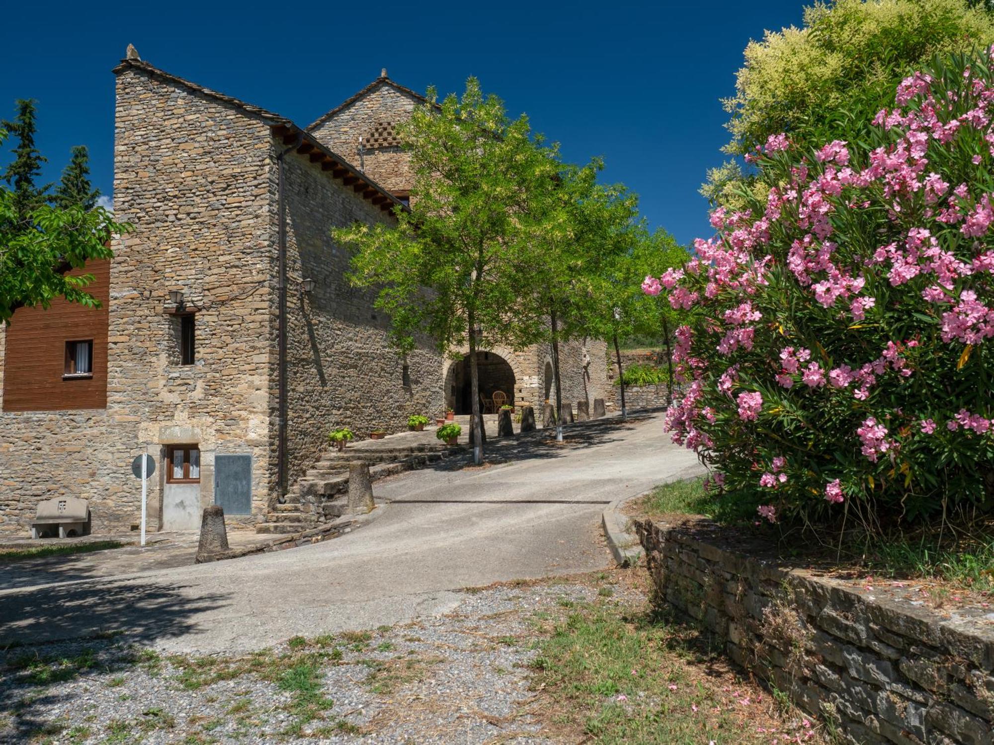 Casa Cambra Guest House Ainsa Exterior photo